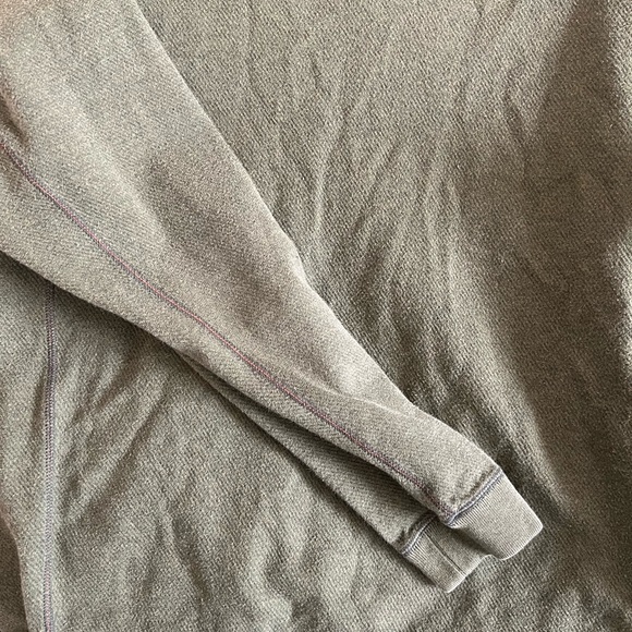 Tommy Bahama Pullover Sweater - Picture 3 of 3